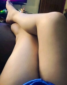 Hot_bhabhi200 Public Pic 3