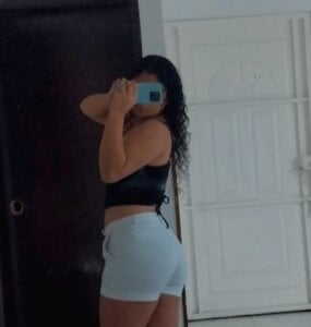 Karla18_ Public Pic