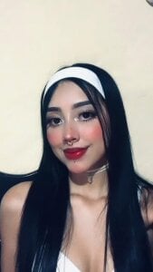 ScarlettBlaze_ Pretty Face Pic