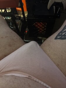 Stephanie1984 Public Pic 4