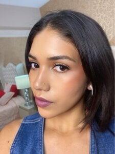 MikaelaFlgg Public Pic 3