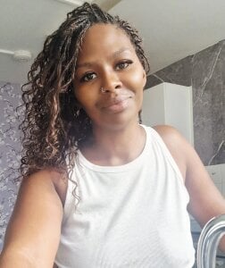 GoddessBlackbeautyNaughty Girl Bild