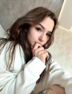 Celestielle_ here im Pic 4