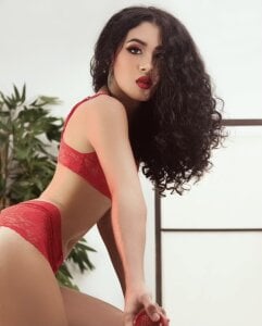 CherrySeraphine1: Red 🐦‍🔥❤️‍🔥 ( фото)