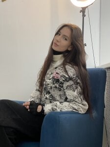 KristyZagac Public Immagine  8