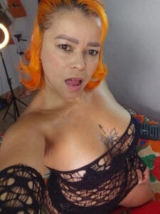 bella_exotichot_ Public Pic 2