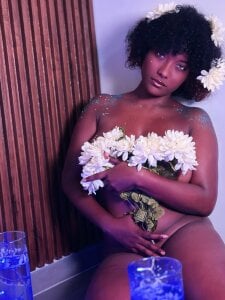 Coral_Lise Frozen Touch, Burning Desire Photo 4
