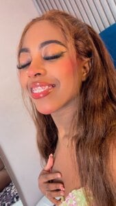 ebonydreams01 kullanıcısının SWEET 🍫💋 albümü -  5 fotoğraf