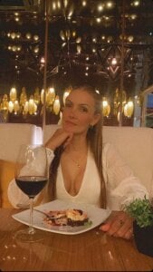 Ariana_giraldo Public Pic 2