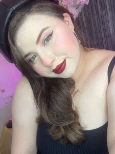 Kitty_Bms_ Public Pic 3