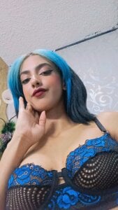 Queen_Cuarxxo blue heart 💙💙 Pic 4