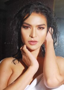 GiftedGirl4u GLAMOUROUS PHOTOSHOOT Pic 3