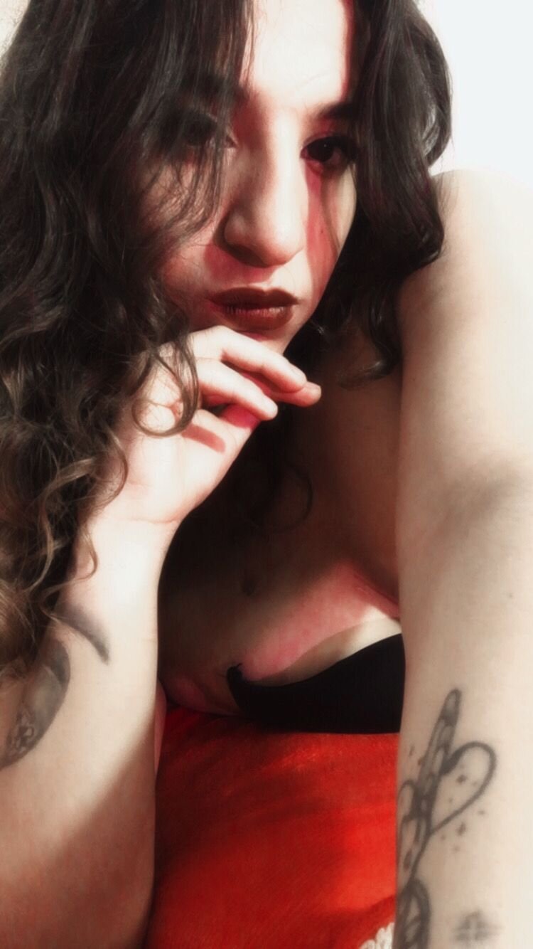 Foto  1594 de MEW_ALIX – em alta