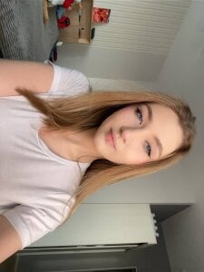 first day of spring od AveryBerkson  2 snímek