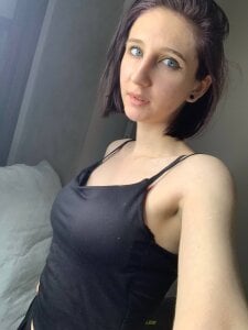 MarissaBeutnagel Sexy Ashley Gambar 2