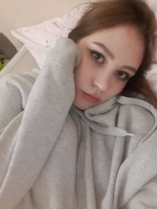 MiaBanger Public Photo 6