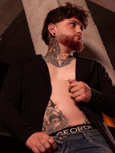 FREE STYLE 🔥 de Ragnar_Larssen  2 Imagens