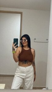 IrisBaker OOTD Pic 6