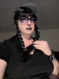 sissyslutmasha Public Pic 7