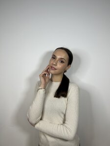 TovaDage Public Pic 2