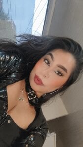 Carolina_Arias I'm not for everyone. Only for those who know how to appreciate control. Pic 7