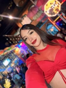 Celestee_Solis Public зображення 3