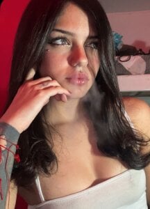 LilytReinolds Public Kuva 4