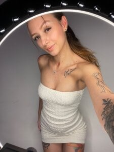 millie_byers Feel beauty ❤️‍🔥 Pic 2