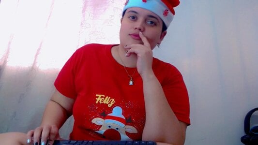 brunnette_hot today I dress for Christmas for you Pic 2