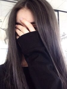 Relax_Girl_ Public Pic 3