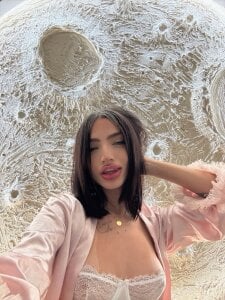 PeytonReeds You and I on the Moon Pic 5