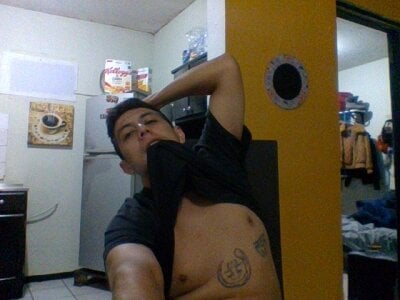 BeetledStoop's XXX Nude Photo 3