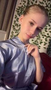 Cute_Beautiful_Princess Public Pic