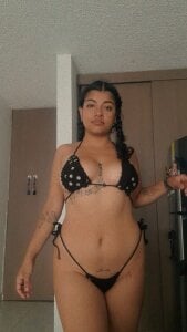 Zarah_Lukas Public Pic 2