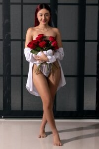 kiara_mils Public Bilde 4