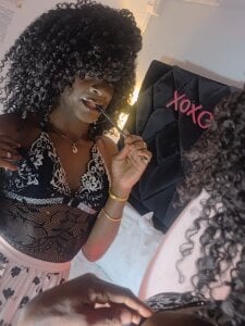 puca_ebony THE REFLECTION OF MY BEING AND YOUR DESIRES  2. fénykép