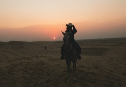 Anna_Robinson Public Pic 8