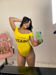 EU de Laurapocahontas  Imagens