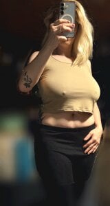 LadySecret_X Come say hi 💋 Pic