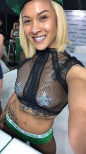 IndieMarzのPublicの枚の写真