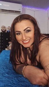 Ivonnee__ Elegant Ivonnee Pic