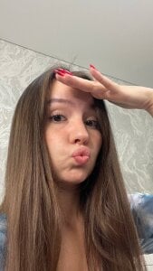 LisaSmiths Bikini mood Pic 4