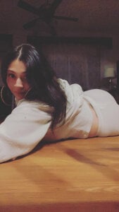 kriztal_pretty Ayyy Pic 2