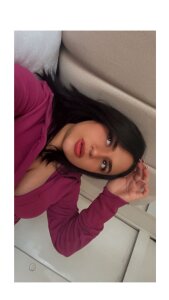 isa_rose_hh Public Pic 5