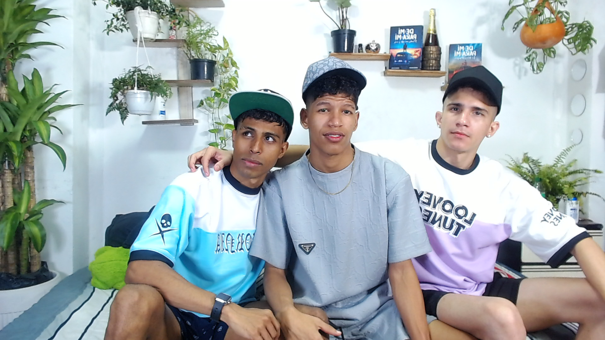 Interracial_Snow_Bunny 热门图片 9773