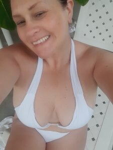 Gabbystone32 Love Pic