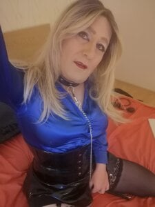 Sissy_Miss Public Pic