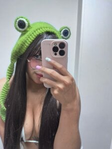 SafiroAgataaa Sexy and casual session 😳💥 Pic