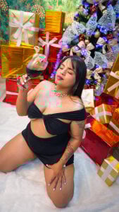 Karina_Andrade Jingle Bell Rock Gambar 2