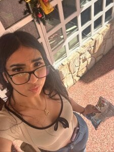 nealie_20 Public Pic 4